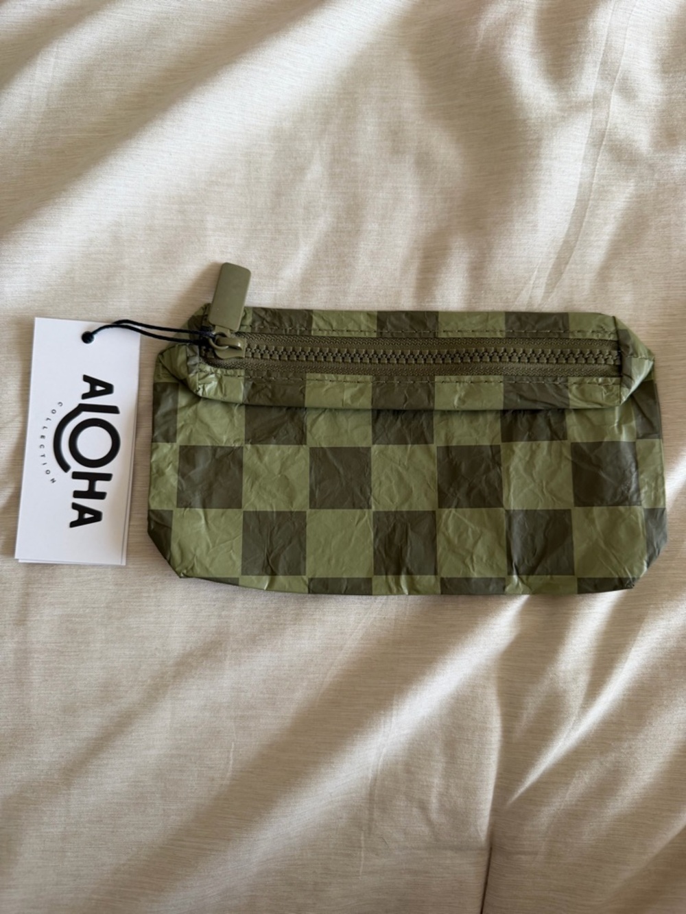 NWT ALOHA COLLECTION Green Check Mini Pouch - Picture 3 of 6